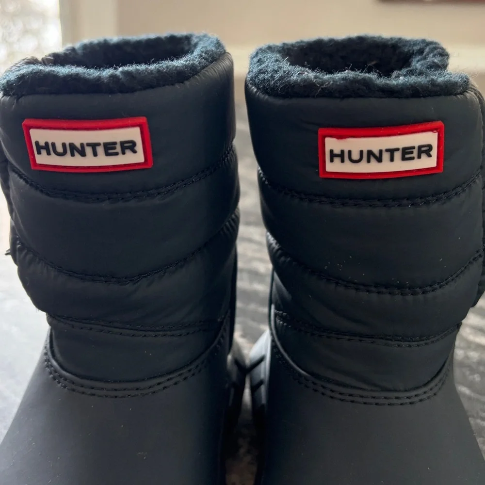 Hunter Navy Insulated Boots- Toddler - Picture 2 of 5